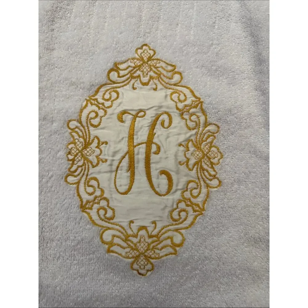 Vintage Mid Century Cannon White Gold H Crest Hollywood Regency Royale Towel